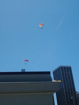 Parachutists by fromhils med