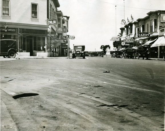 Downtown 1920s
