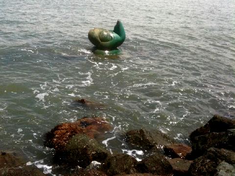 Sausalito sea lion statue